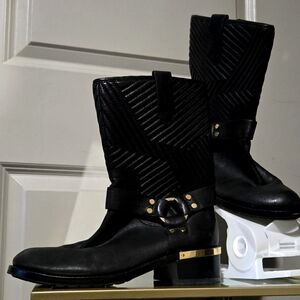 Vincent Camuto boots size 7.5
